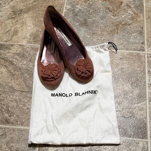 Manolo Blahnik Women's dark pink Flats with Floral Detail